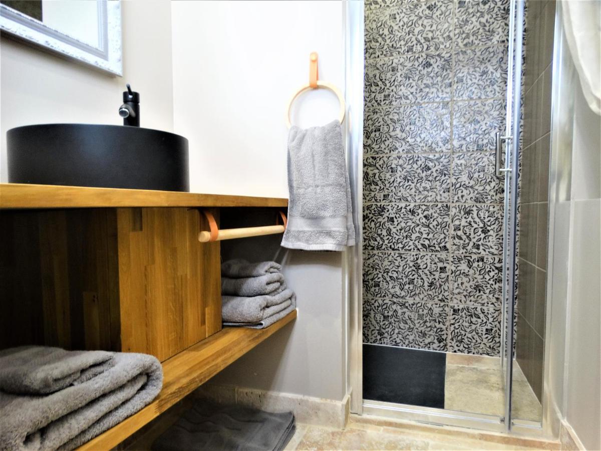 Chateau Montplaisir Charming B&B In Provence Valréas المظهر الخارجي الصورة